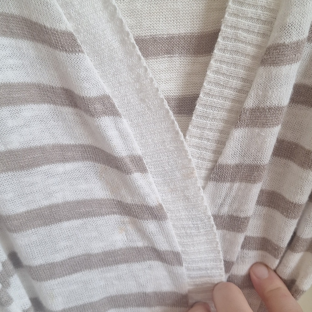 Sonoma Grey and White Striped Cardigan Size Small - Picture 14 of 14